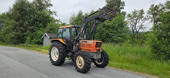 Kubota M 7950 DT