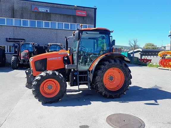 Kubota M105GX-IV