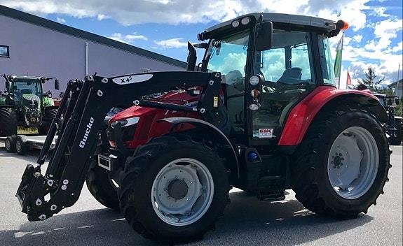 Massey Ferguson 5712 SL D4