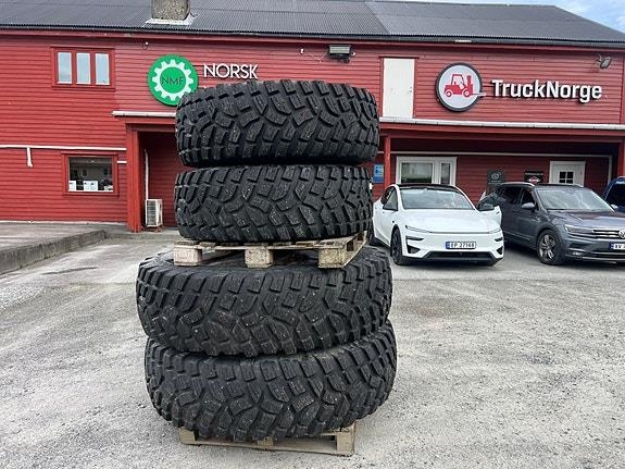 Massey Ferguson 5713S #480/80 R38# 440/80 R24#