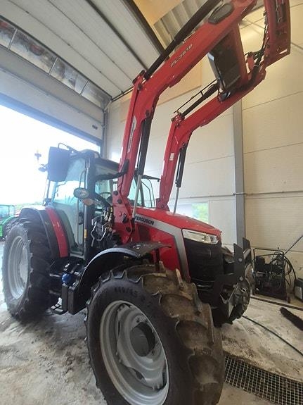 Massey Ferguson 5m.125
