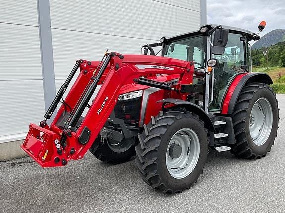 Massey Ferguson 5M115 Dyna 4