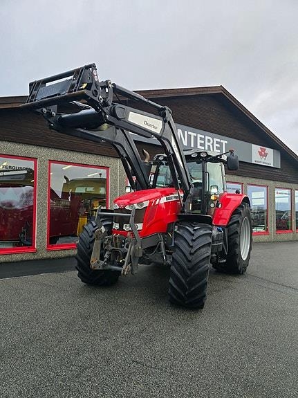 Massey Ferguson 7718
