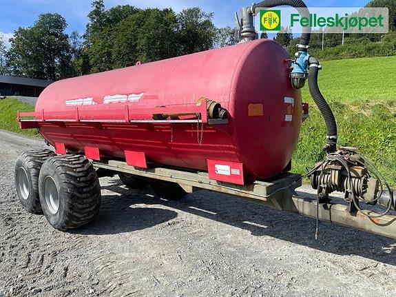 Distributeur d'engrais Nokian Moi CX 10000 brems, 600/50r22,5 els — occasion 2008