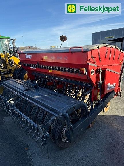 Distributeur d'engrais Tume HKL 3000 JC+ — occasion