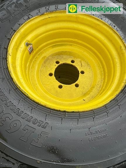 Ukjent merke BKT FL 630 500/60r22,5 med felg