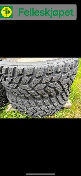 Valtra Hjul par: Nokian hakkapalita m pigg 400/80 24 Tita