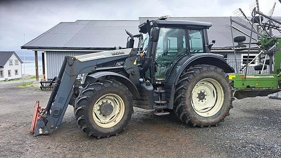 Valtra N163D