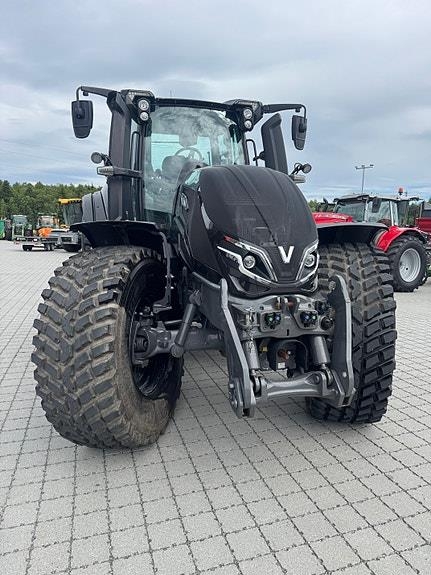 Valtra Q305