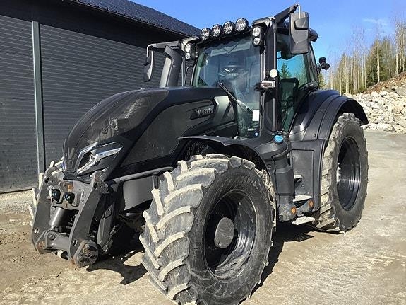 Valtra Q305 Twin Track
