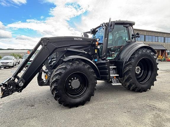 Valtra T235 Direct, RTK GPS, Twin-Trac og laster, fronthy