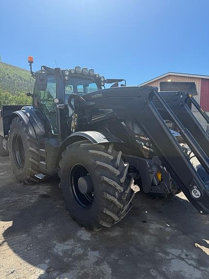 Valtra T235D Twintrack