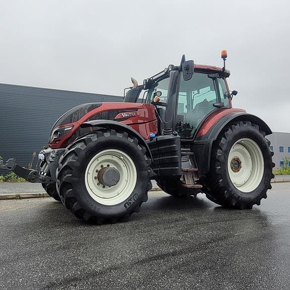 Valtra T254V