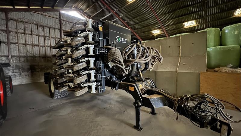 SLY BOSS 4m Notill