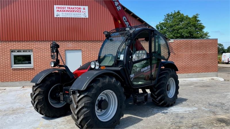 Case IH FARMLIFT 742