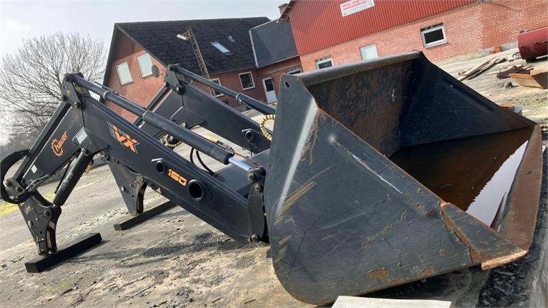 Hauer Pom VX 150 Passer på Case IH Puma