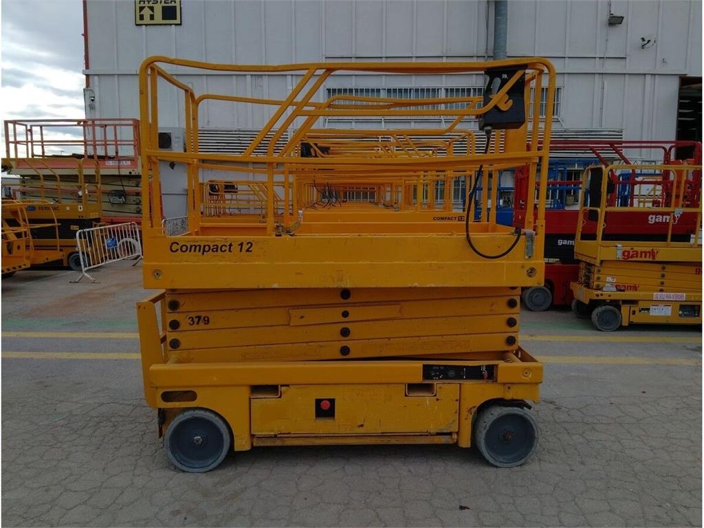 Haulotte COMPACT 12
