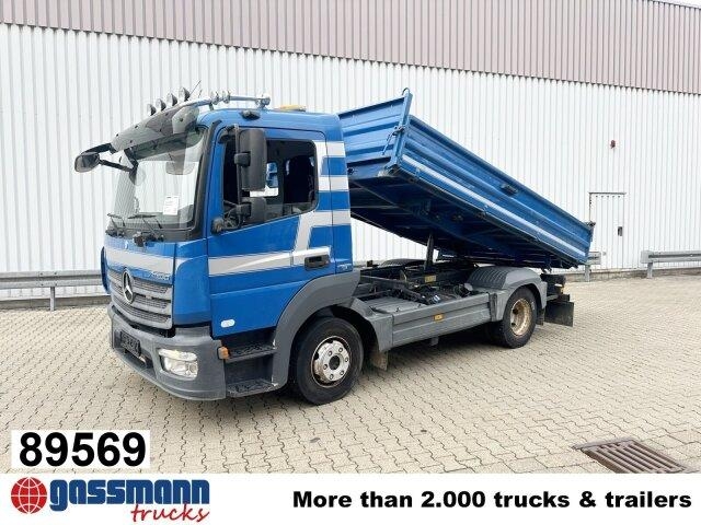 Mercedes-Benz Atego 823 K 4x2, 2x AHK