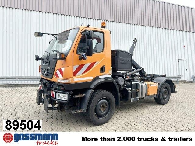 Unimog U 20 4x4, City-Abroller, Zapfwelle,
