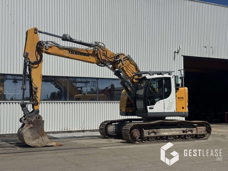 Liebherr R926 Compact