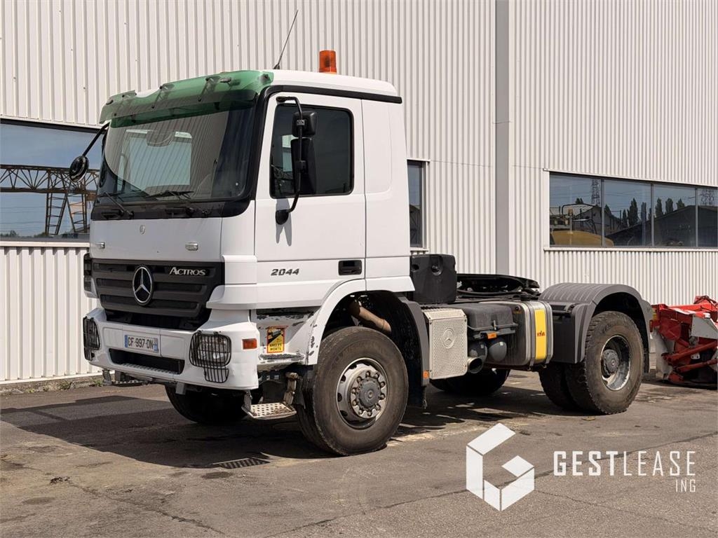 Mercedes-Benz Actros 2044