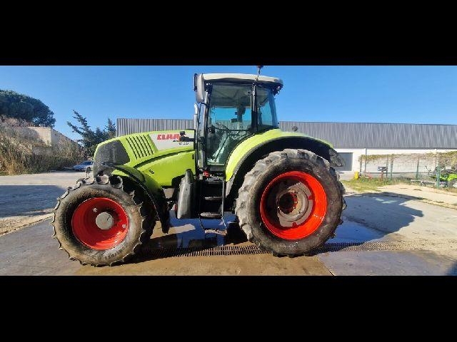CLAAS AXION 840