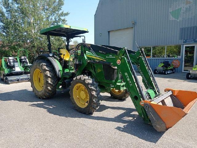 John Deere 5100M