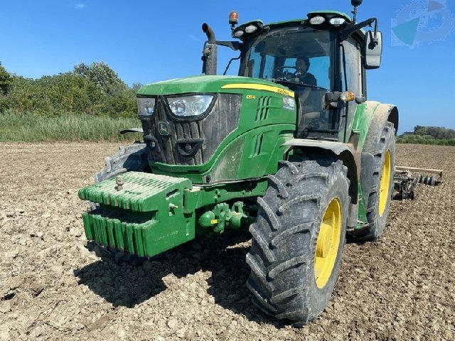 John Deere 6155M