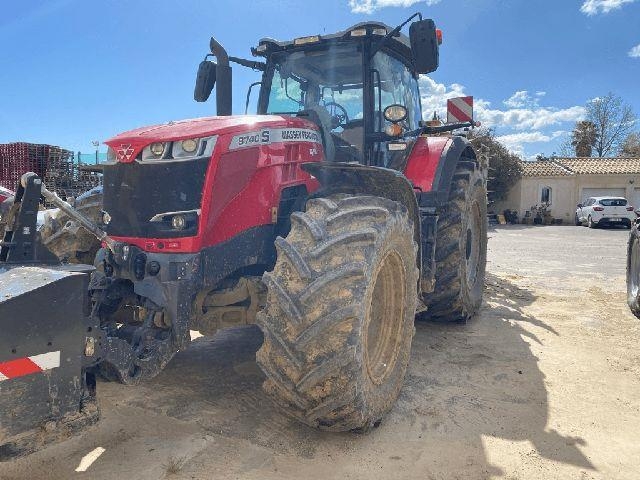 Massey Ferguson 8740 S