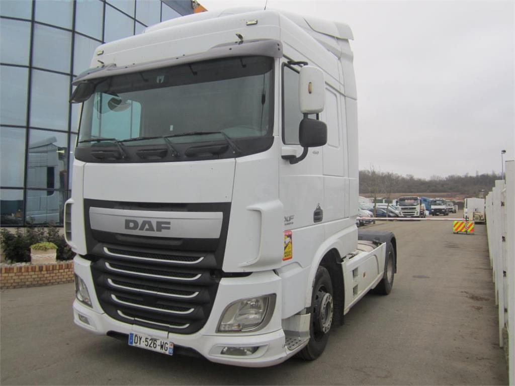 DAF XF105 460