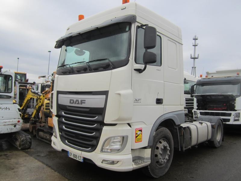 Tracteur routier DAF XF105 460 — occasion 2016