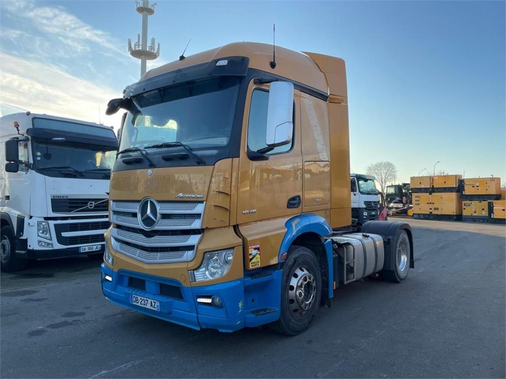 Mercedes-Benz Actros 1845