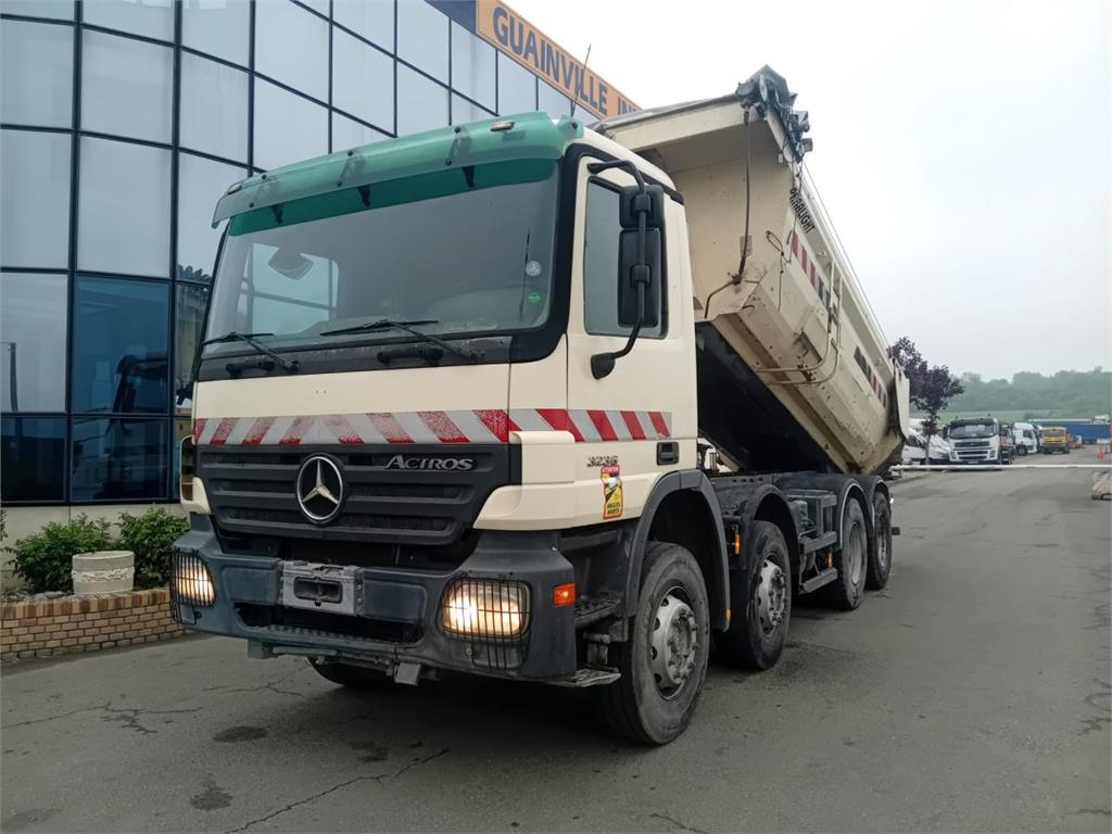 Mercedes-Benz Actros 3236