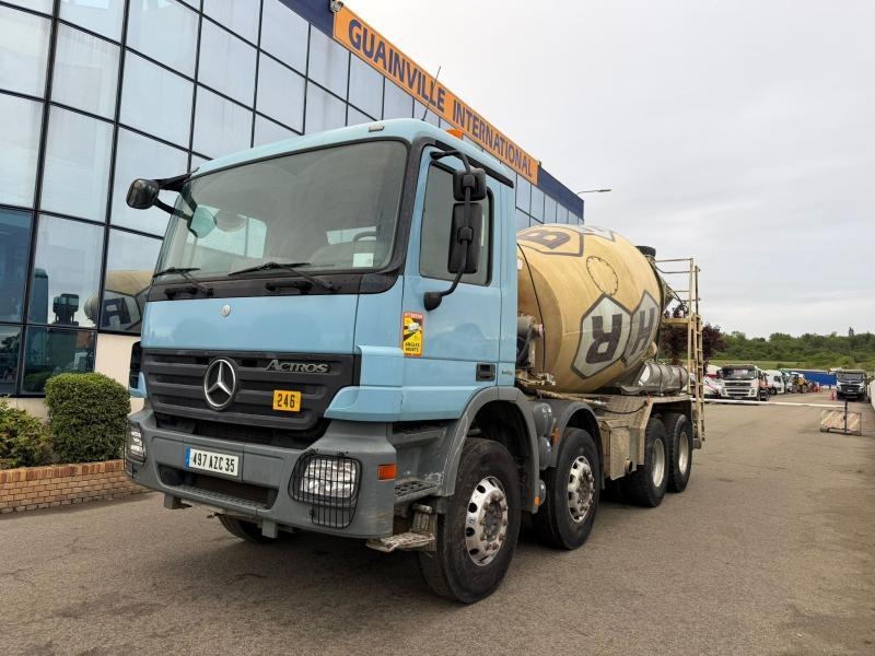 Mercedes-Benz Actros 3236