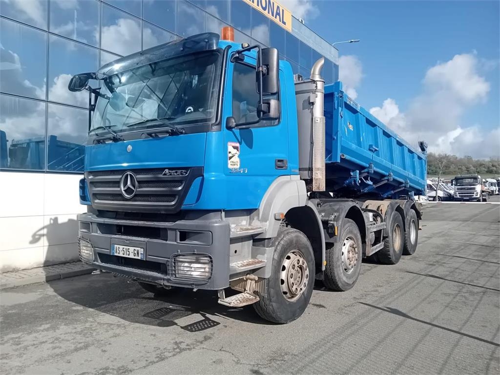Mercedes-Benz Axor 3243
