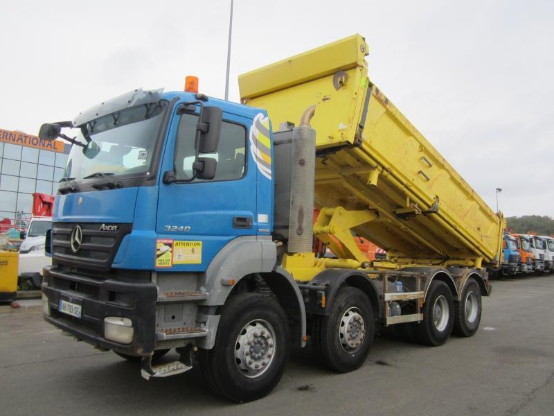 Mercedes-Benz Axor 3240