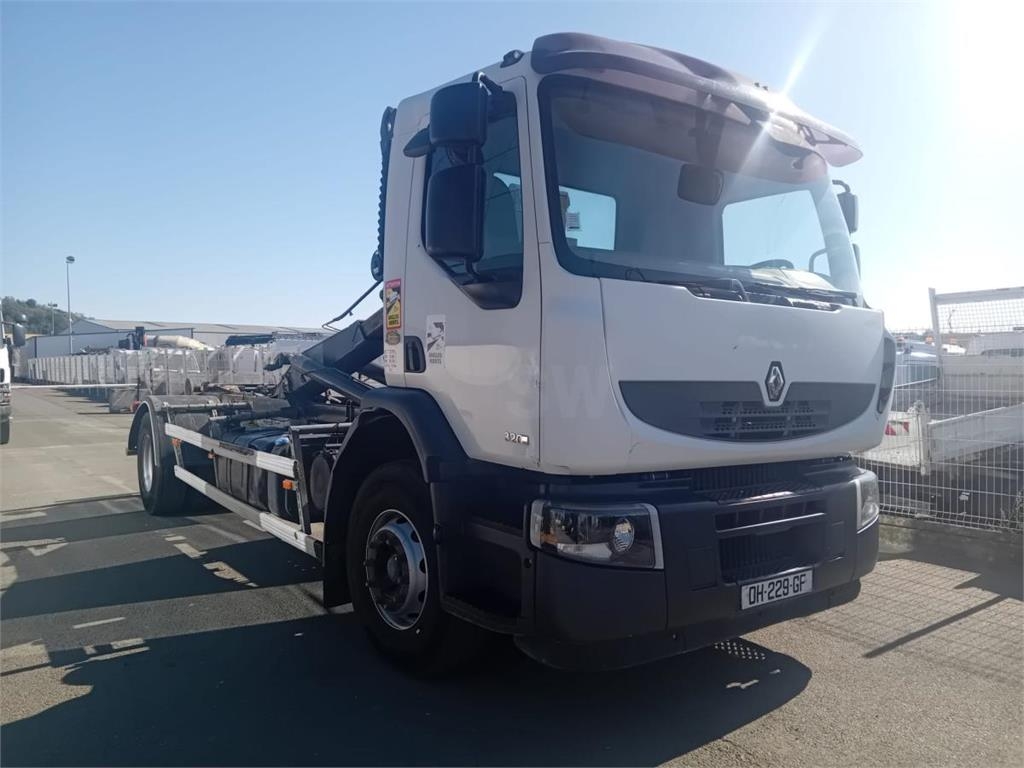 Renault Premium Lander 320 DXI