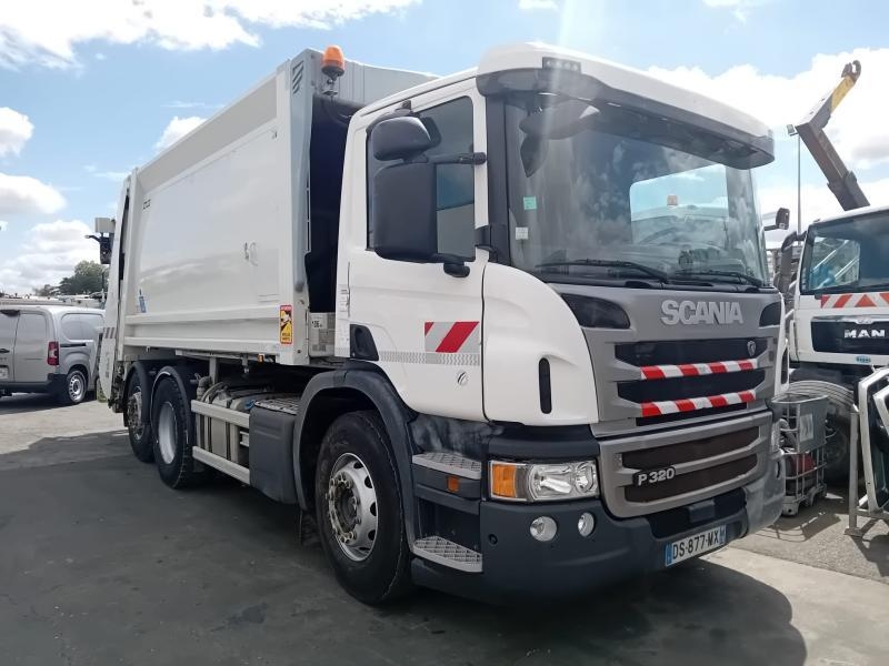 Camion poubelle Scania P 320 — occasion 2015