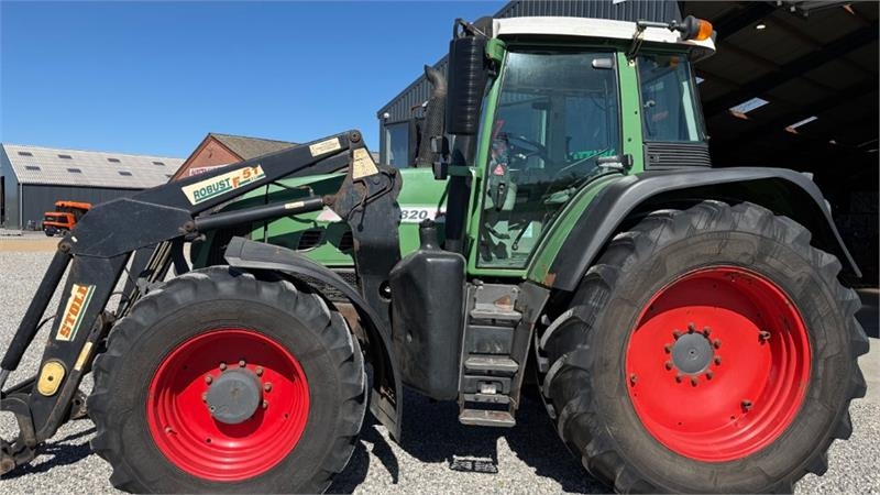 Fendt 820 Vario TMS Stoll Læsser