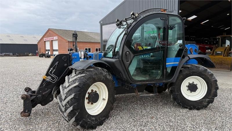 New Holland LM7.35