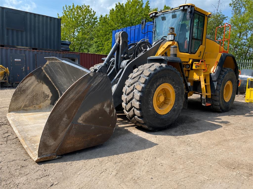 2022 Volvo L150H
