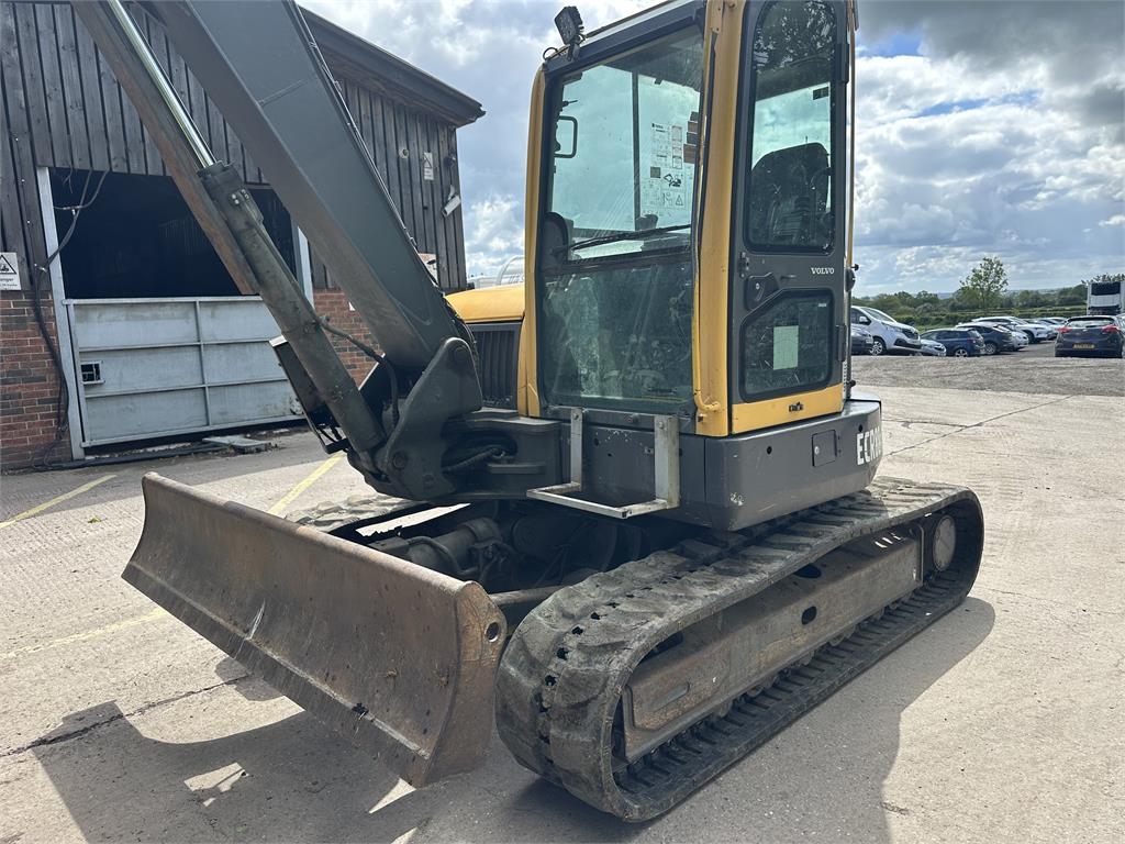 Volvo ECR88 Plus