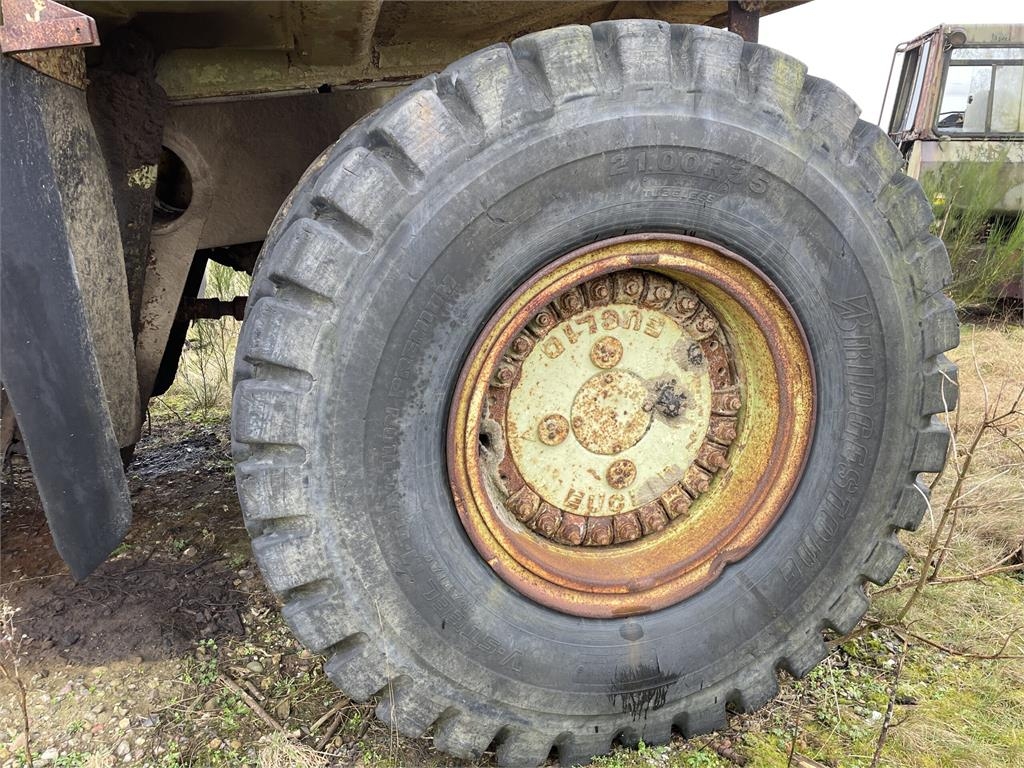 21.00xR35 Bridgestone V-Steel M-Traction Premium d