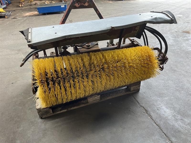 Kost 1200 mm, hydraulisk , ø500 mm