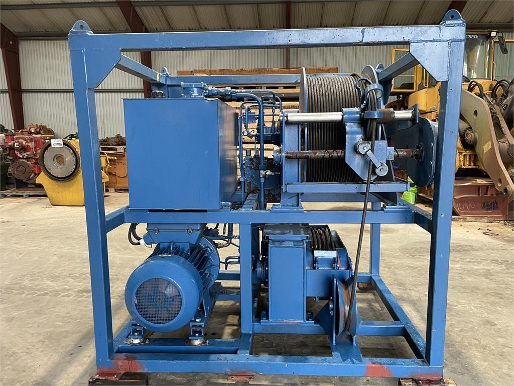 Nørlau 4000/18 el-hydraulisk spil