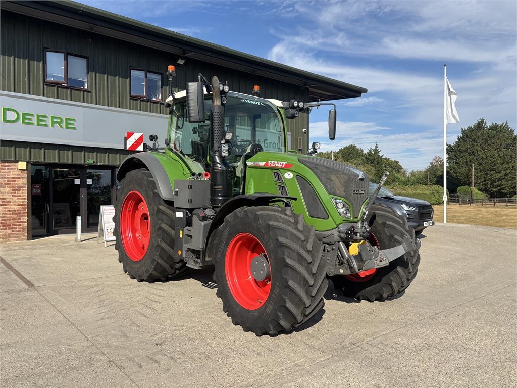 Tracteur agricole Fendt 724 — occasion 2023, 3 959 h