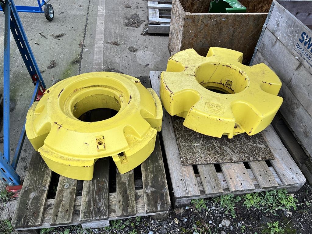 John Deere 625kg