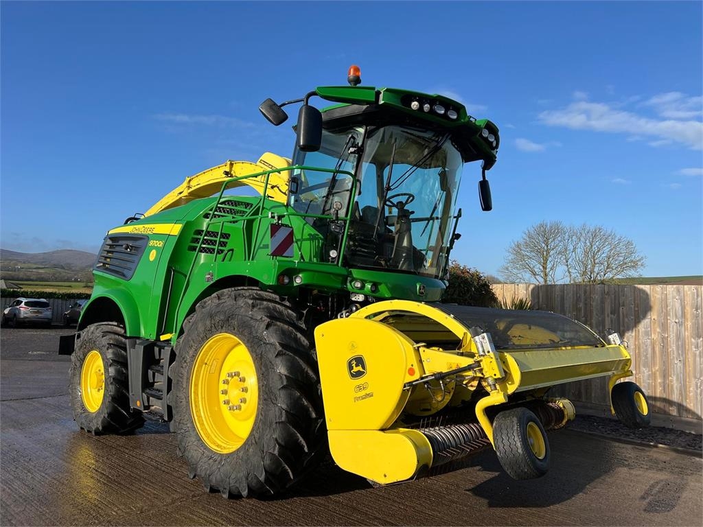 John Deere 9700