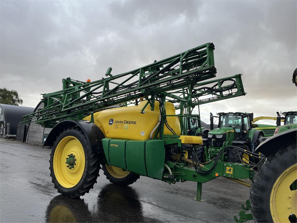 John Deere M732