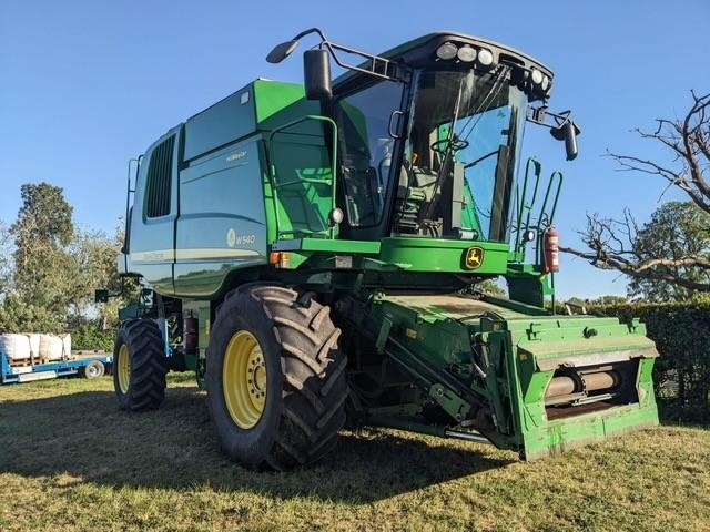 John Deere W540
